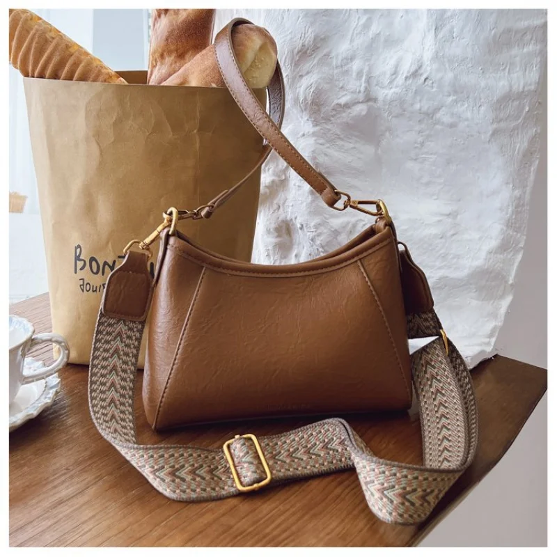 حقيبة يد نسائية عصرية مصنوعة من جلد مارتن المطبوع مع طراز أيرلندا العصري الأنيق وخفيف الوزن للاستخدام اليومي