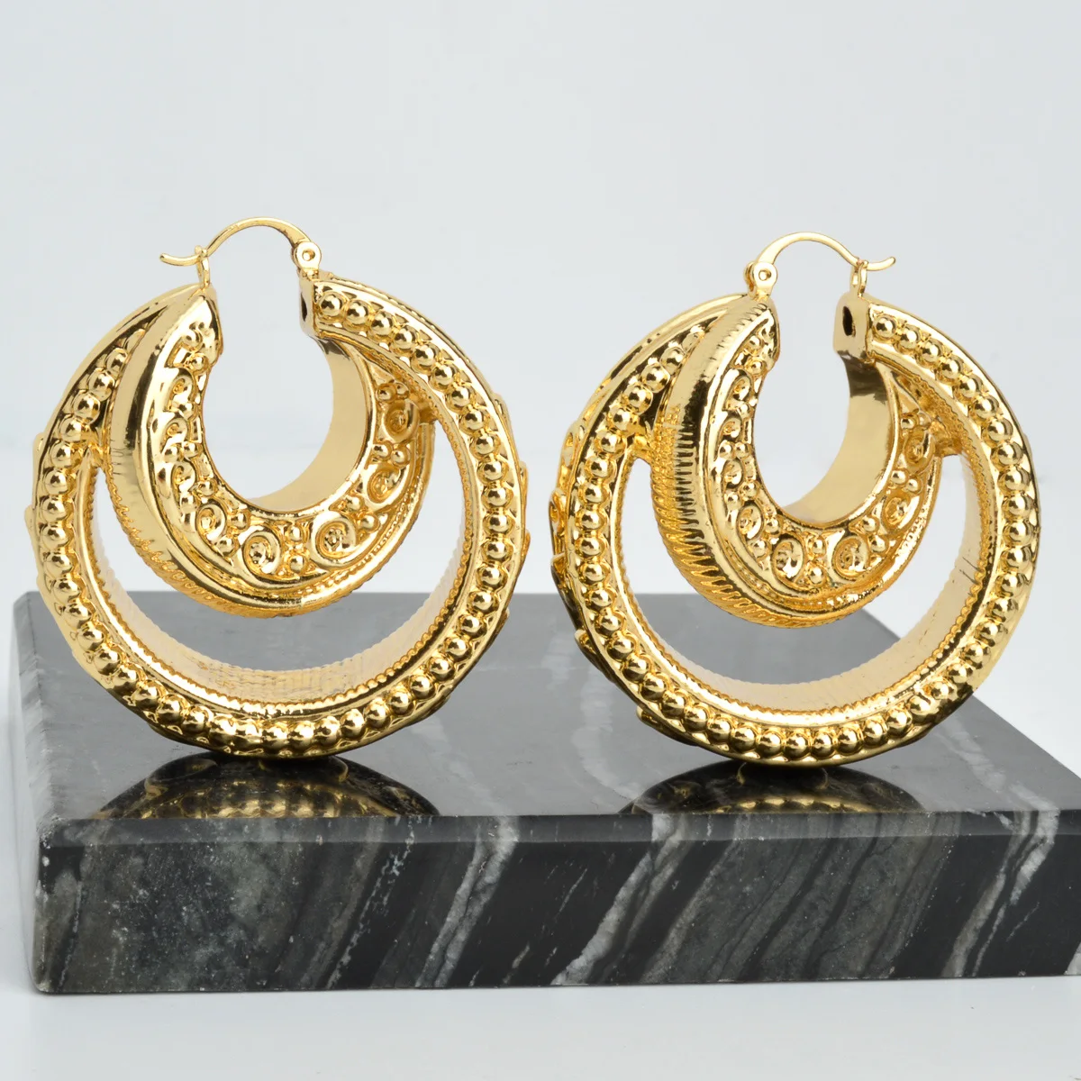 

Nigeria Africa 18K Gold Color Earrings for Women Irregular Big Ring Earring Italian Dubai Lady Ear Drop Party Daily Wear Jewelry