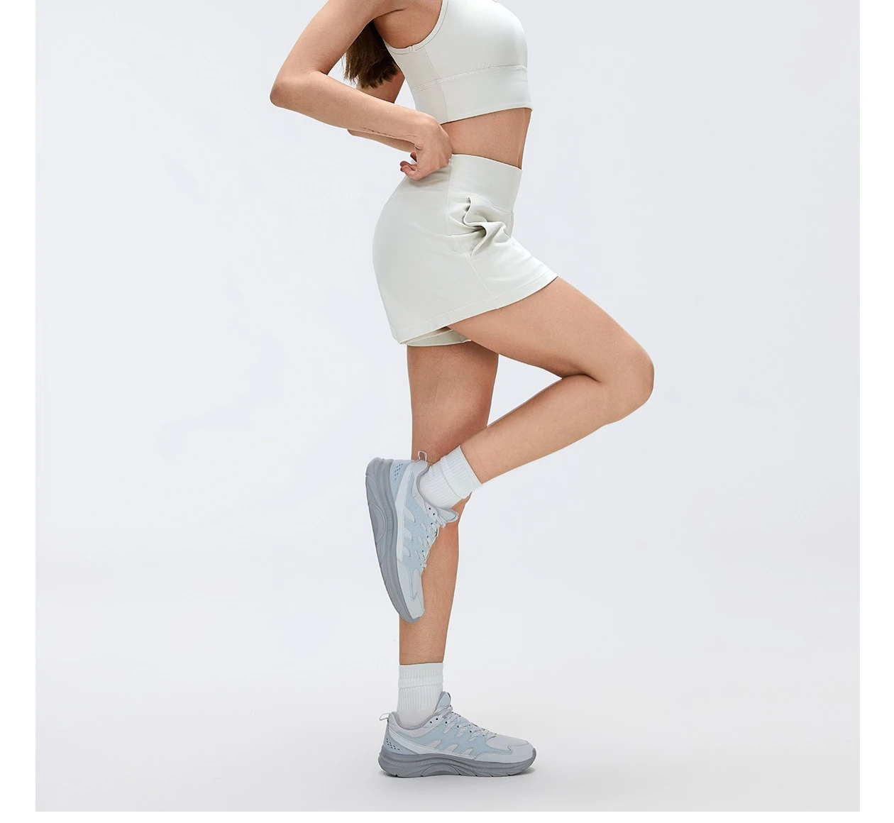 

Спортивные шорты для женщин, дышащие и свободного кроя, для тренировок, бега, фитнеса, велоспорта, с высокой талией, утягивающие фигуру.