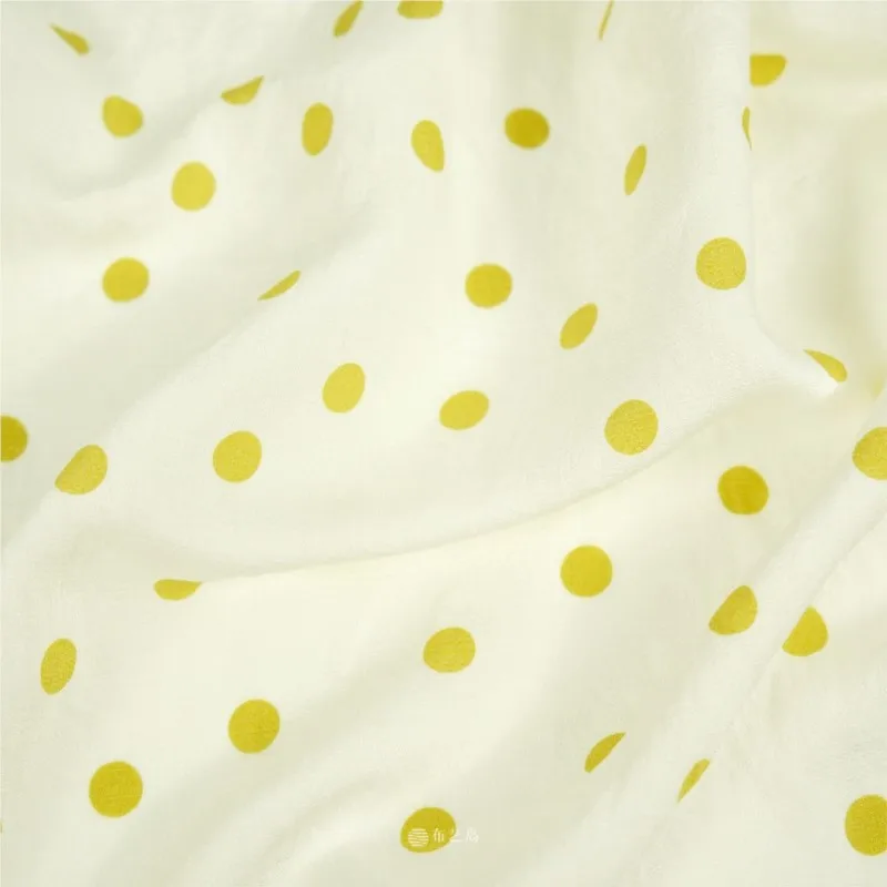 Skin-friendly slightly translucent beige base yellow linen fabric for dress shirt and skirt designer