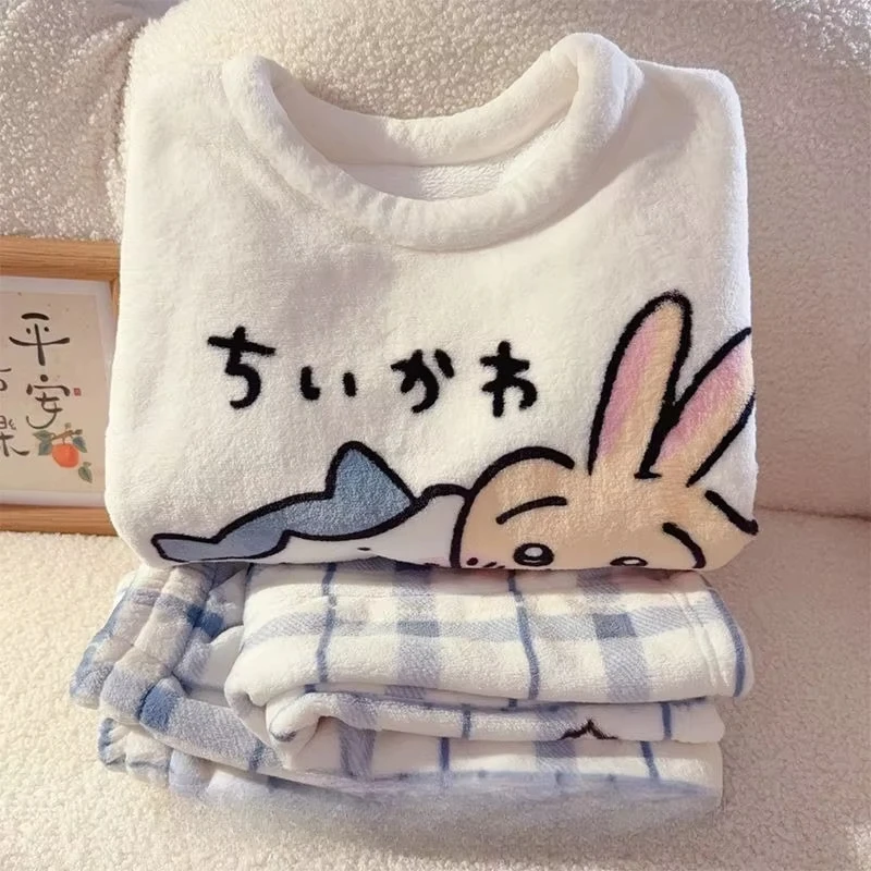 2026 Anime Kreskówka Kawaii Chiikawa Usagi Momonga Piżama Jesienno-Zimowa Nowa Flanelowa Ciepła Gruba Miękka i Wygodna dla Uczniów