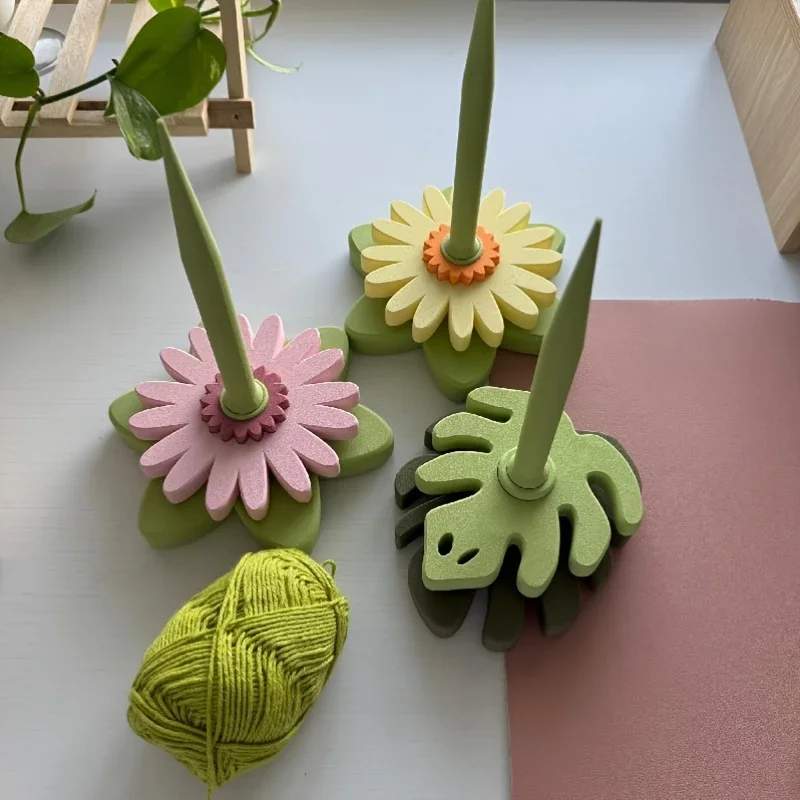 Tangle-Free Yarn Rotation Holder with Stitch Markers, Crochet Gift for 1pc 3D Printed Spinning Yarn Holder for Crocheting