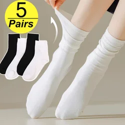 Chaussettes noires et blanches pour femmes et hommes, mode confortable, mi-tube, chaussettes désossées, Harajuku, printemps, été, document solide, chaussettes respirantes