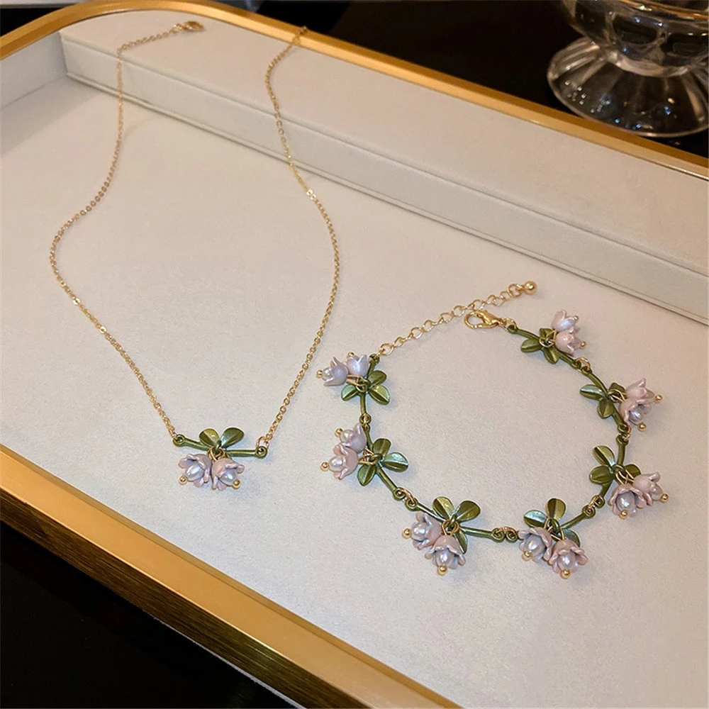 White Bell Orchid Flower Charm Bracelets Sen Series Retro Pastoral Style Sweet Fashion Luxury for Women Girls Jewelry Gift