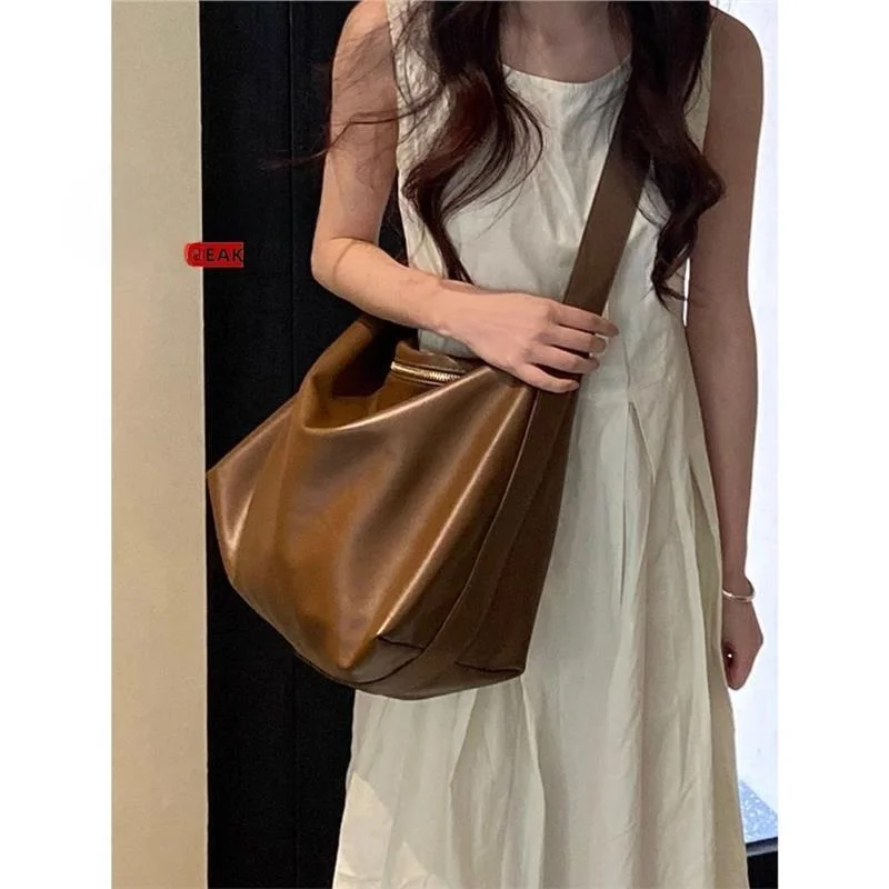 กระเป๋าโท้ทผิวสัมผัสนุ่มระดับไฮเอนด์ ความจุขนาดใหญ่ สะพายไหล่เดียวหรือสะพายข้าง สำหรับเดินทางไปทำงานและเรียน  กระเป๋าจักรยานสำหรับตลาด