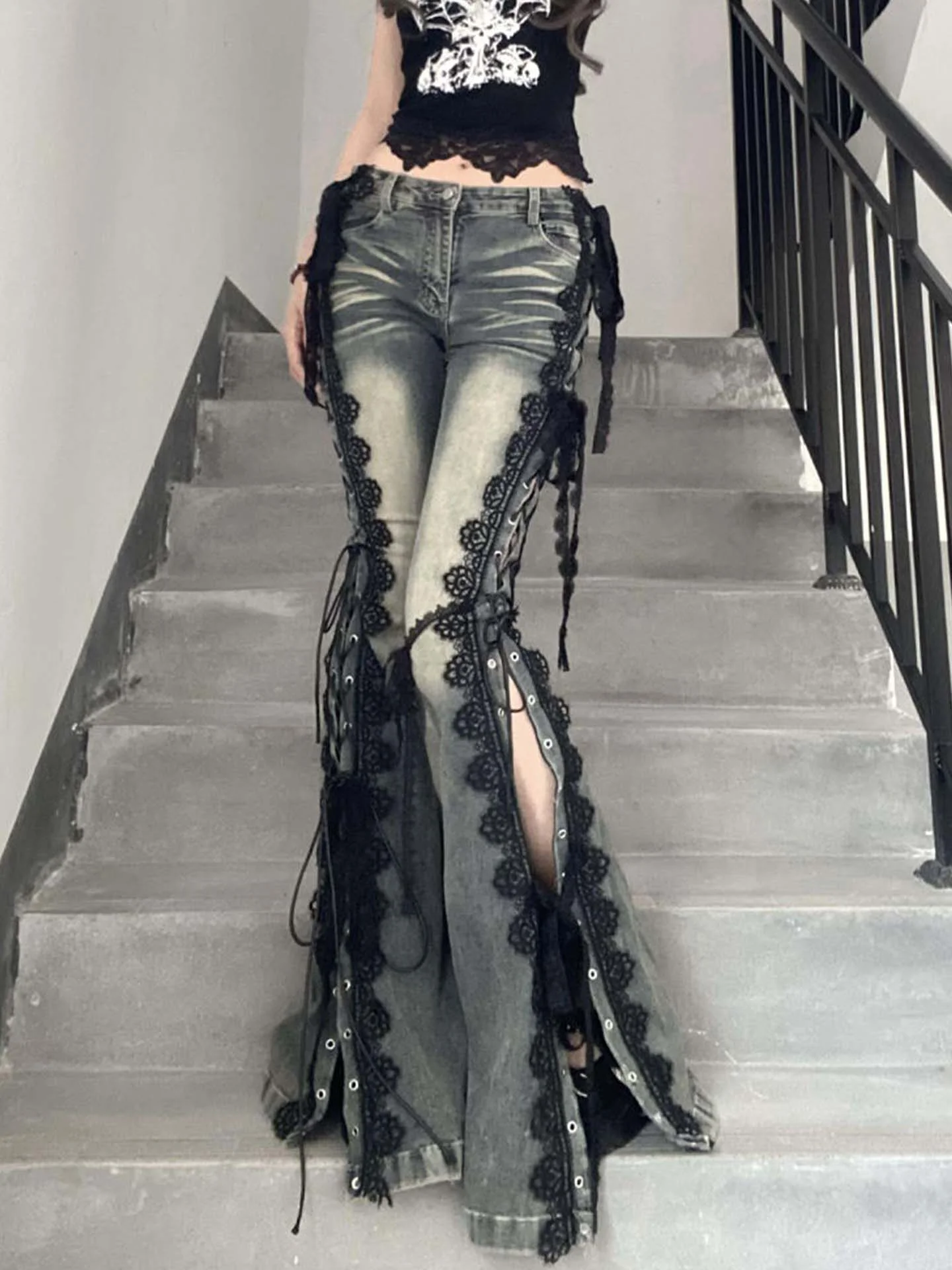 

Ретро американские кружевные джинсы с разрезом и поясом, женские утягивающие брюки длиной до пола, расклешенные брюки, повседневные джинсы с низкой талией