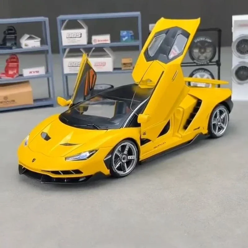 

1:18 Lamborghini Centenario LP770-4 Alloy sports car metal sound and light, high-end collection gift model