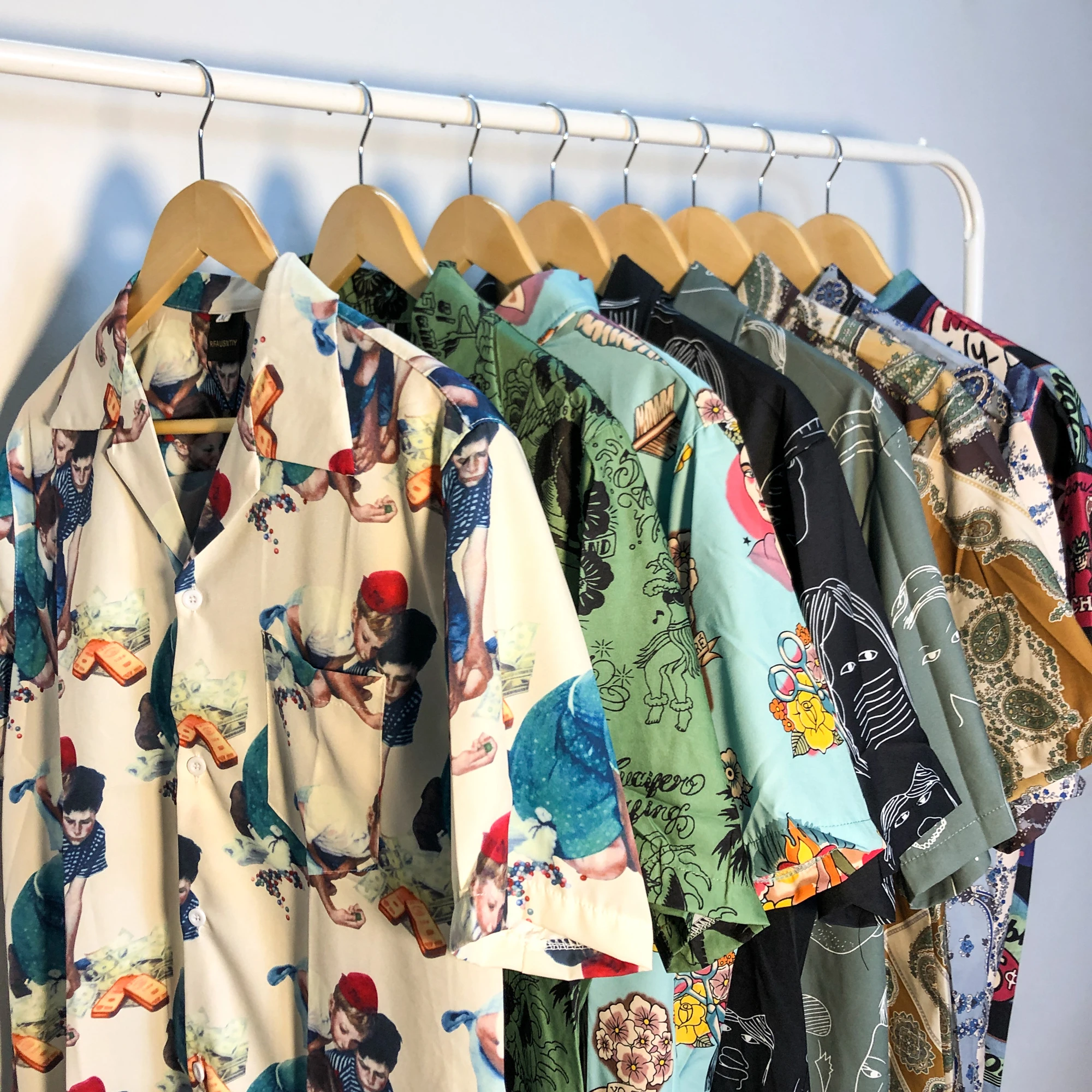

Vintage Short Sleeve Shirt Casual Loose Hawaiian Print Youth Fashion Summer Shirt Half Sleeve Coconut Patterned Men's Shirt