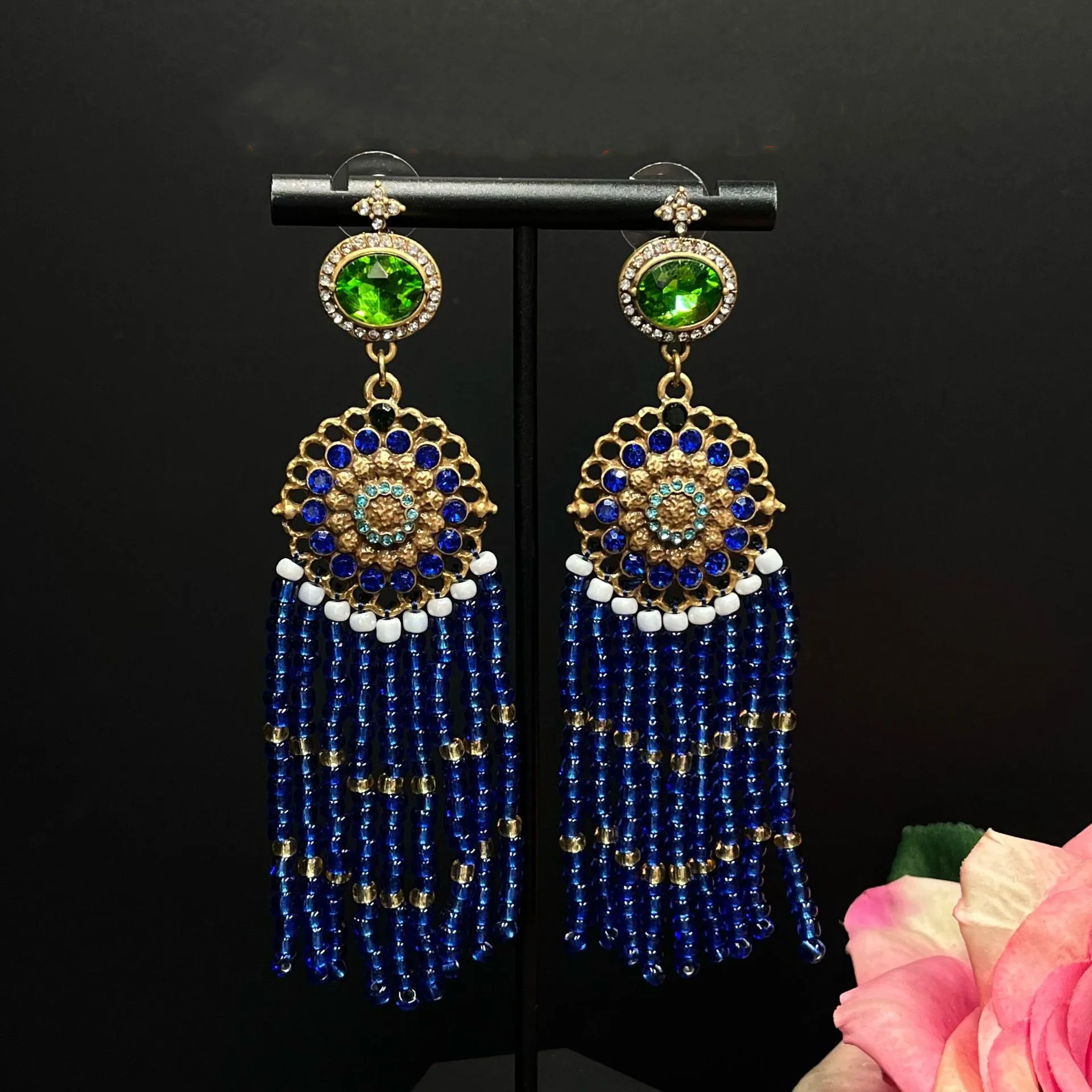 

Medieval circular ethnic storm, West Asian bead tassel, exaggerated personality, long earrings