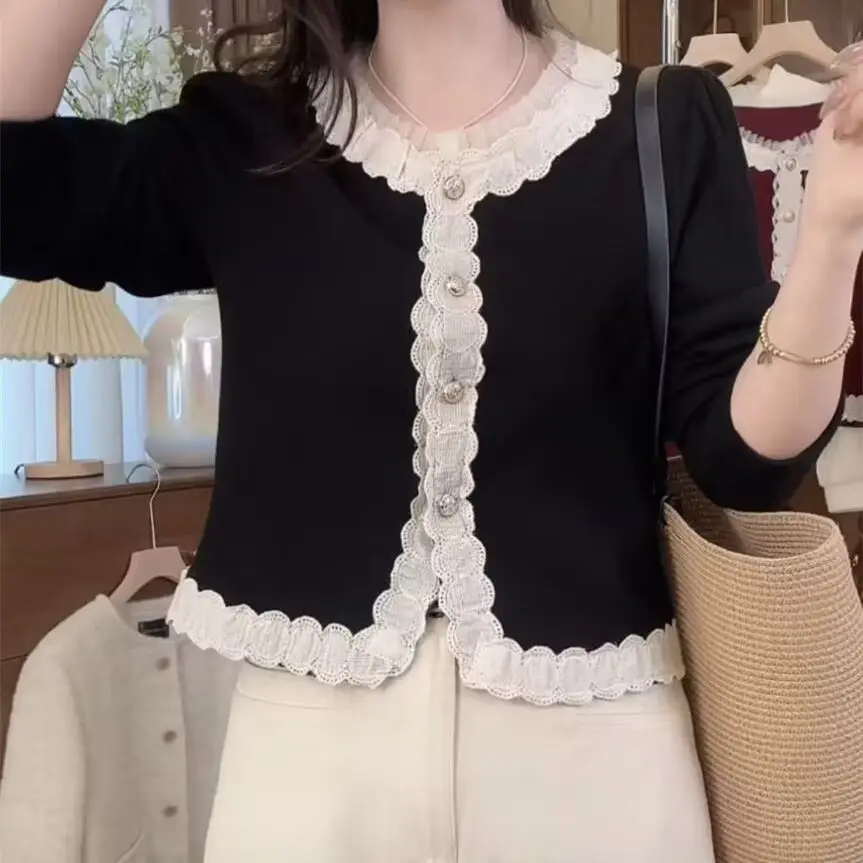 

Кружевная кружевная рубашка для женщин весной 2023 года, приталенный черный короткий стильный темпераментный топ