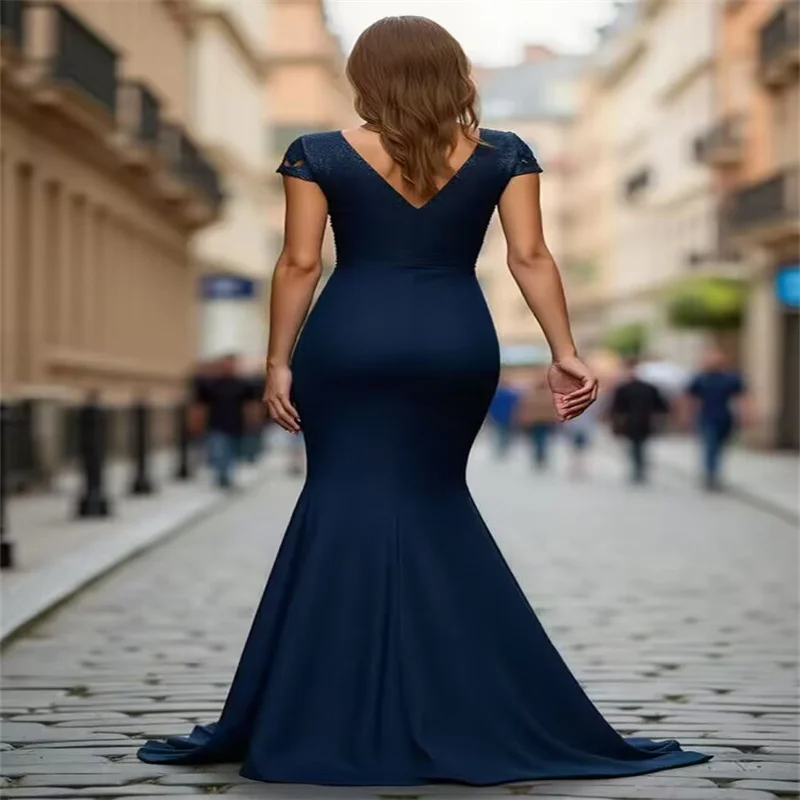 فستان حورية البحر الأزرق الأنيق لأم العروس ورقبة على شكل V مطرز بالترتر لحفلات الزفاف فستان طويل للحفلات النسائية حسب الطلب