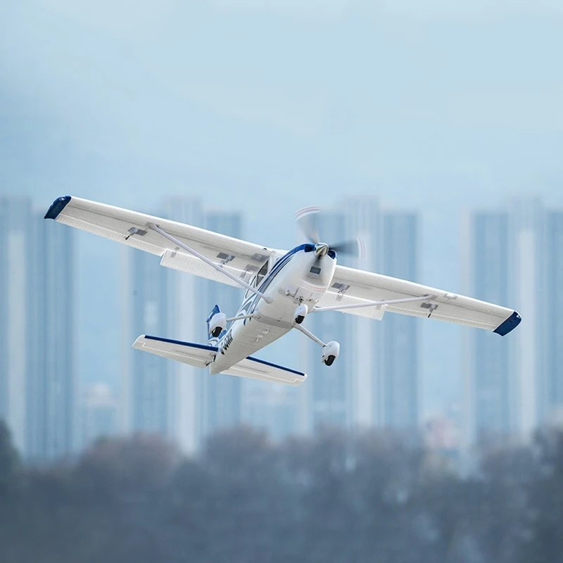 Fms Rc 182-afstandsbediening elektrisch vliegtuigmodel Geavanceerde trainingsvliegtuigspeelgoed voor beginnende lucht- en ruimtevaart Vaste vleugel