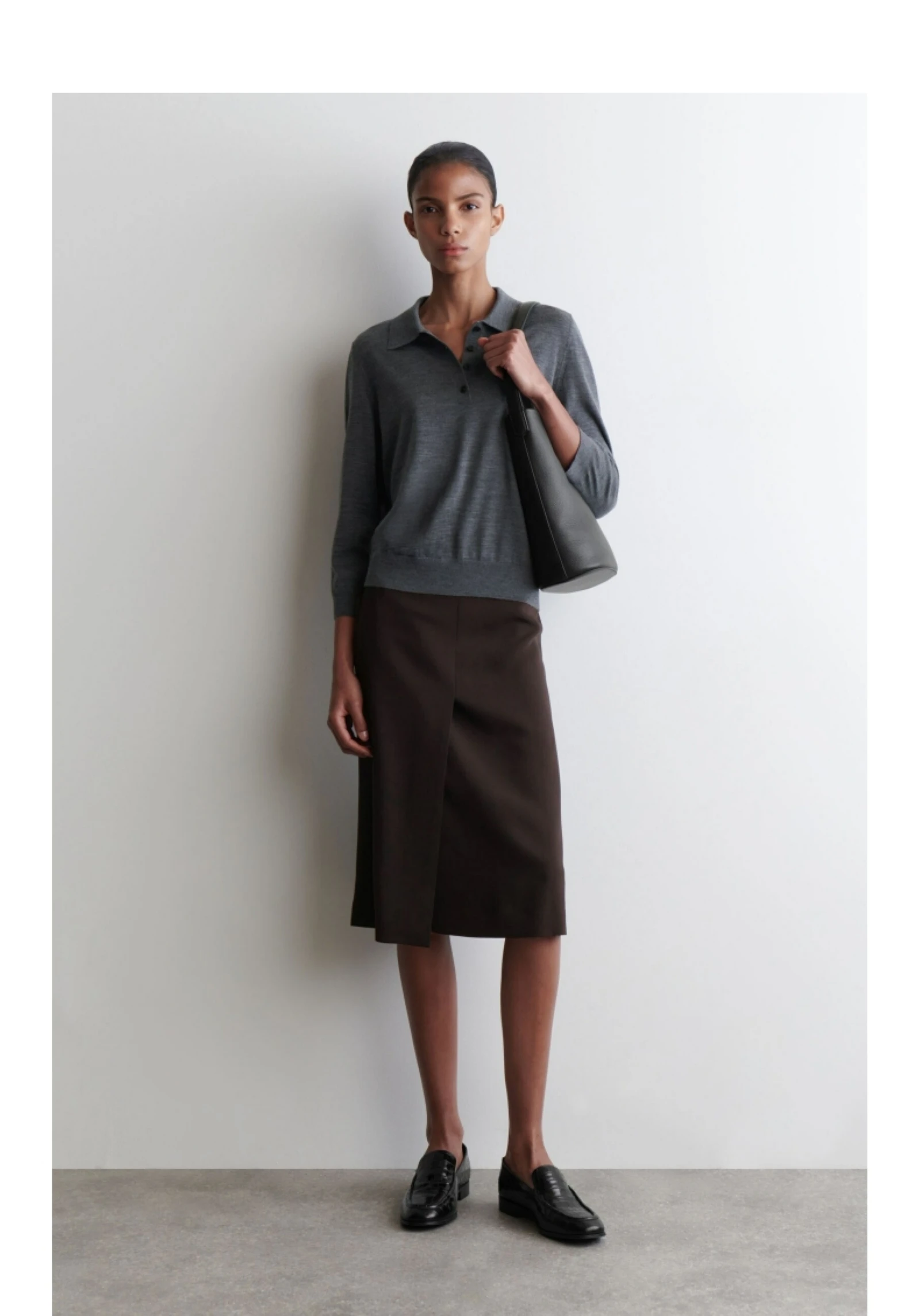 Ethereal MD 2025 كوس الخريف نمط جديد من المرأة عارضة الأزياء القياسية بولو طوق الصوف مزيج محبوك سترة