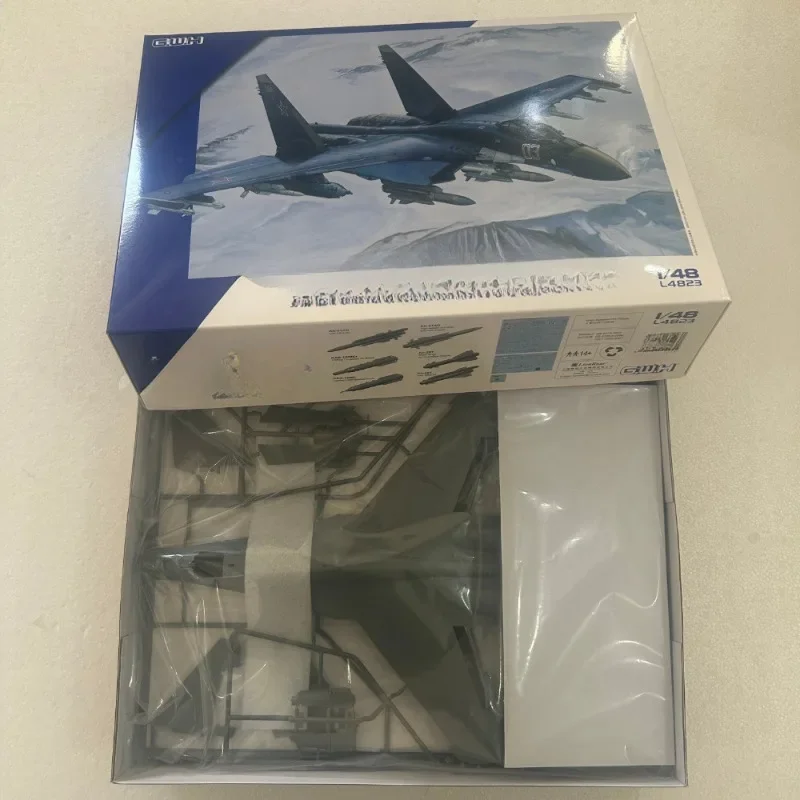 L4823 1:48 Scale Assemble Proportional Kit Attack Aircraft Model Su-35S “FLAMLER-E” MULTIROLE FIGHTER AIR TO SURFACE G.W.H