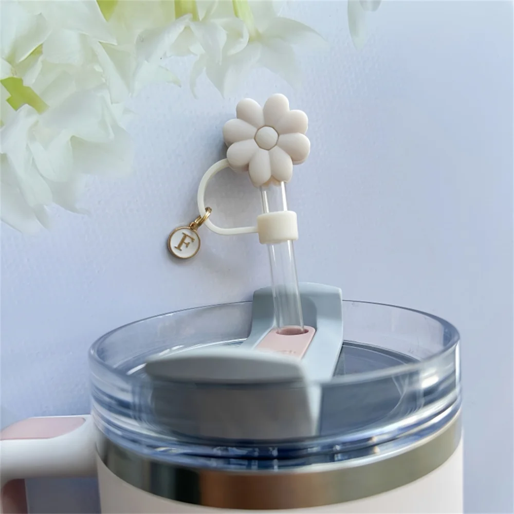 Creamy white Accessory Straw Cap, 26 letter silicone straw cover Dustproof straw cover suitable for glass and water bottles