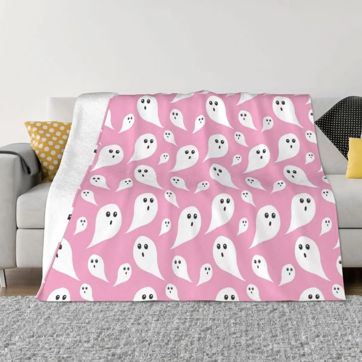 

Pink Ghosts Blanket Halloween Flannel Awesome Warm Throw Blankets for Chair Covering Sofa Decoration