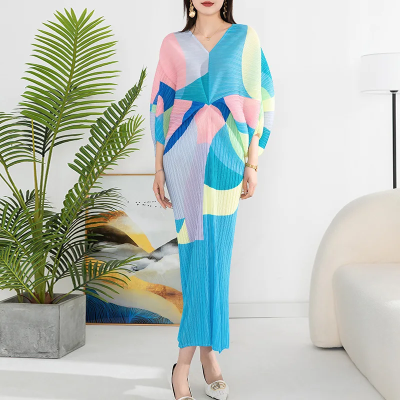 

Miyake 2023 Women's New Print Bat Sleeves Large Dress High End Elegant Pleated V-neck Slim Fit Wrap Hip Long Dress