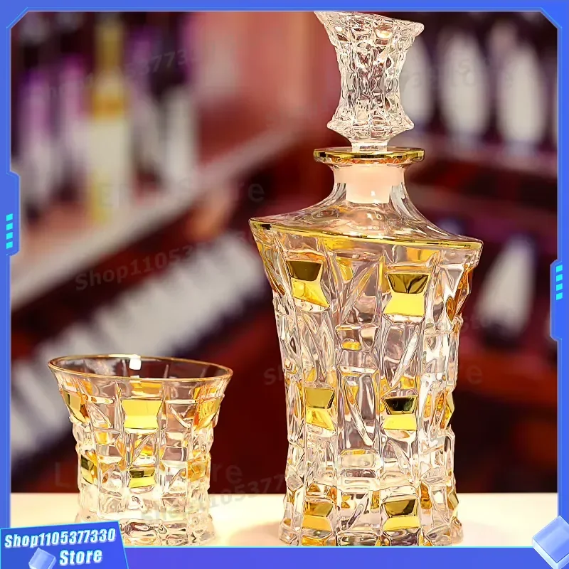 Luxury Golden Lead Free Crystal Whiskey Decanter Set 7 Pieces Creative Bar Glassware High End Gift for Men Premium Quality