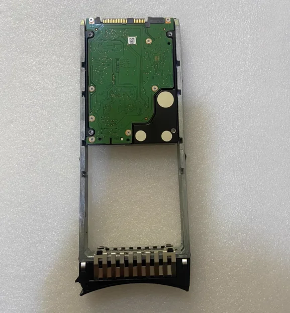 

For 01KP969 01YM238 01KP971 2.4T 10K SAS 2.5 V3700 V2 hard drive