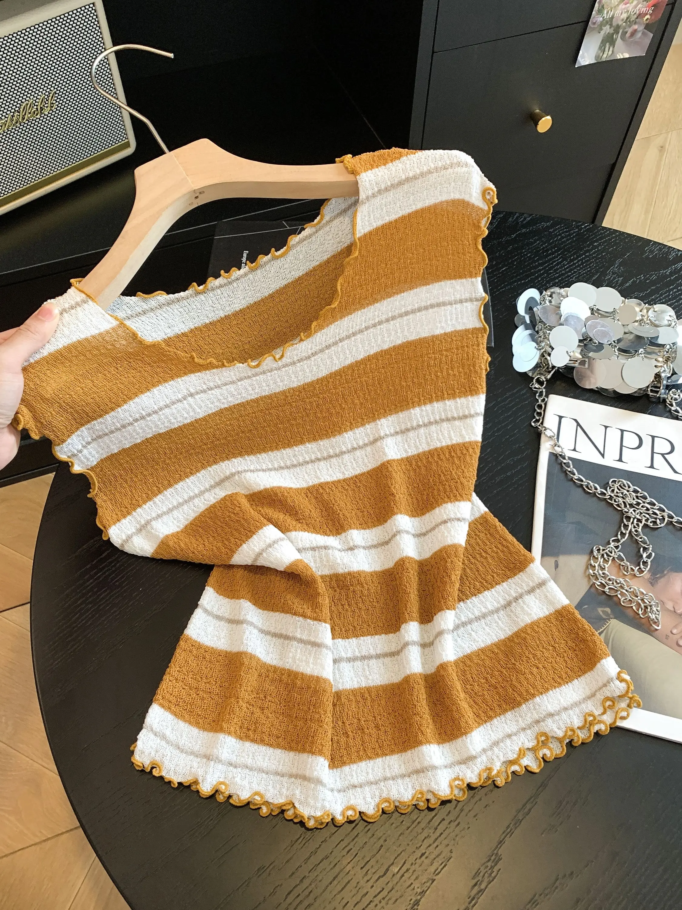 

Retro Korean Striped Knitted Short Sleeve T-Shirt Women's Summer Slimming Fashionable Breathable Ice Silk Polyester Cotton Blend
