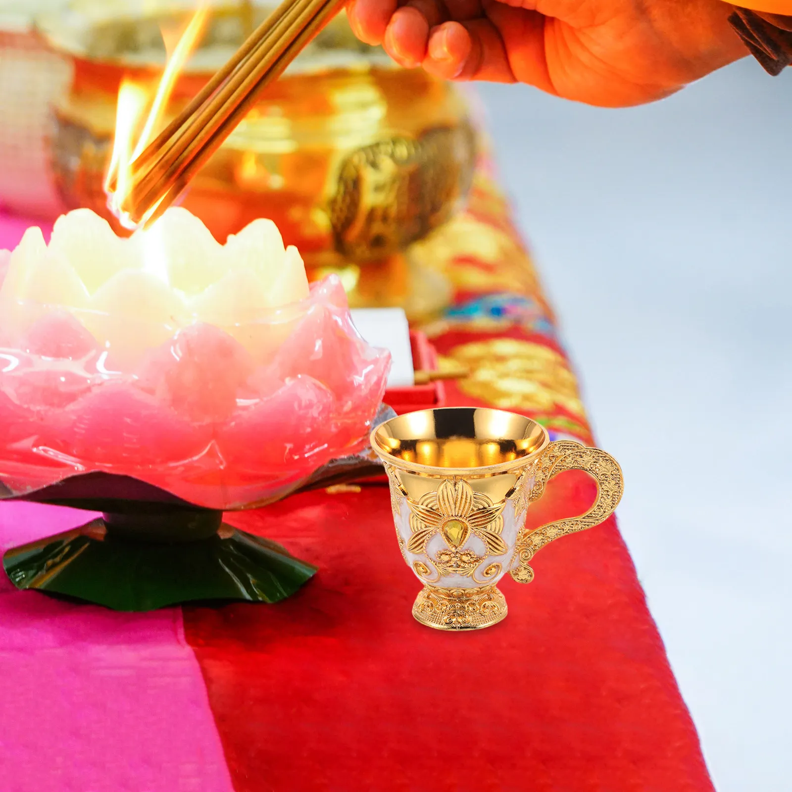 Vintage Zinc Alloy Water Offering Cup Embossed Floral Chalice for Prayer Blessing Ceremony Banquet Decor