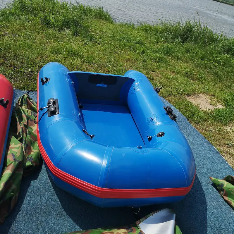 The manufacturer supplies 1800 type inflatable hanger boats, glossy rubber inflatable assault boats, and thickened assault boats