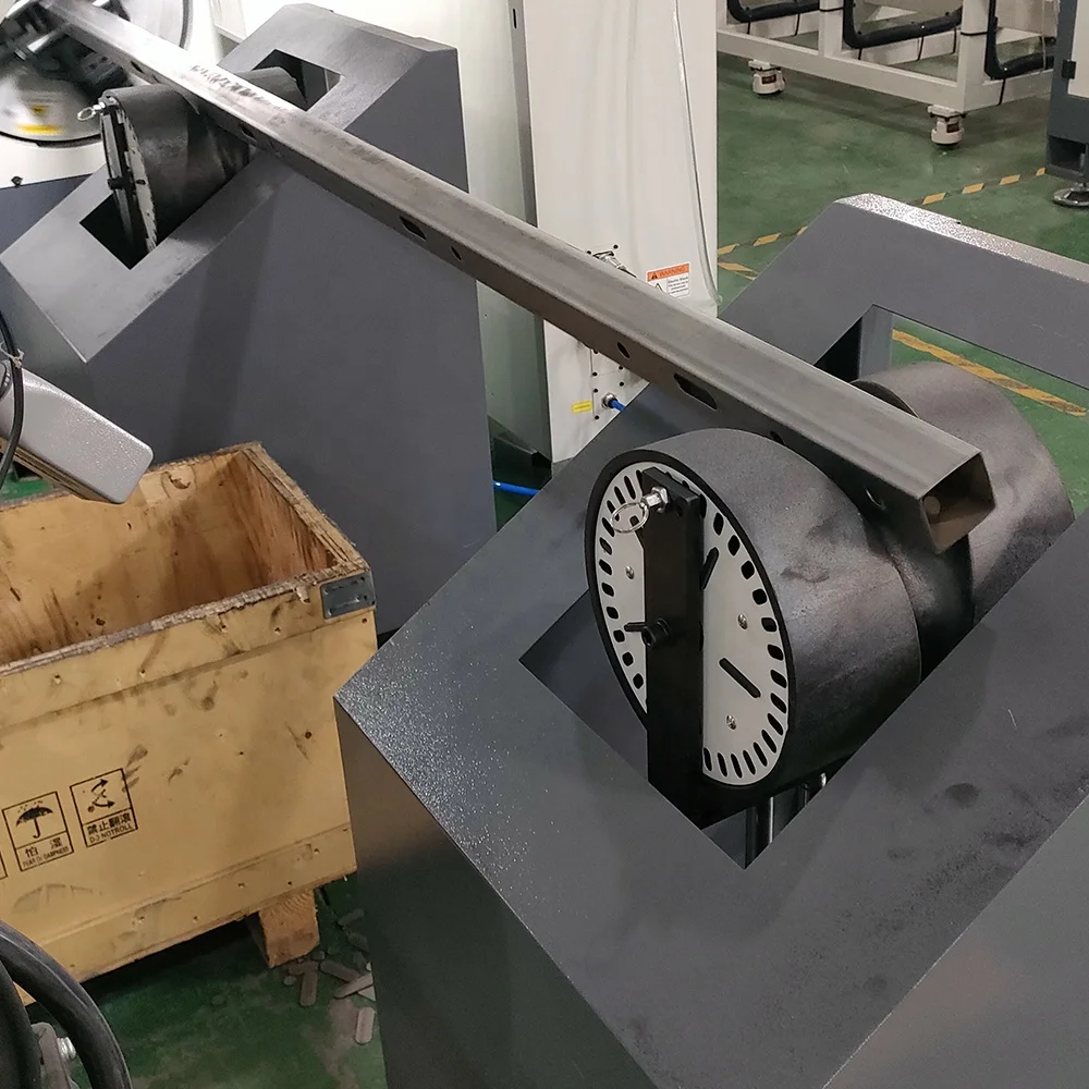 Автоматический станок для лазерной резки круглых квадратных труб, 2 кВт, станок для резки железных стальных труб, волоконный лазер, станок для резки труб, цена