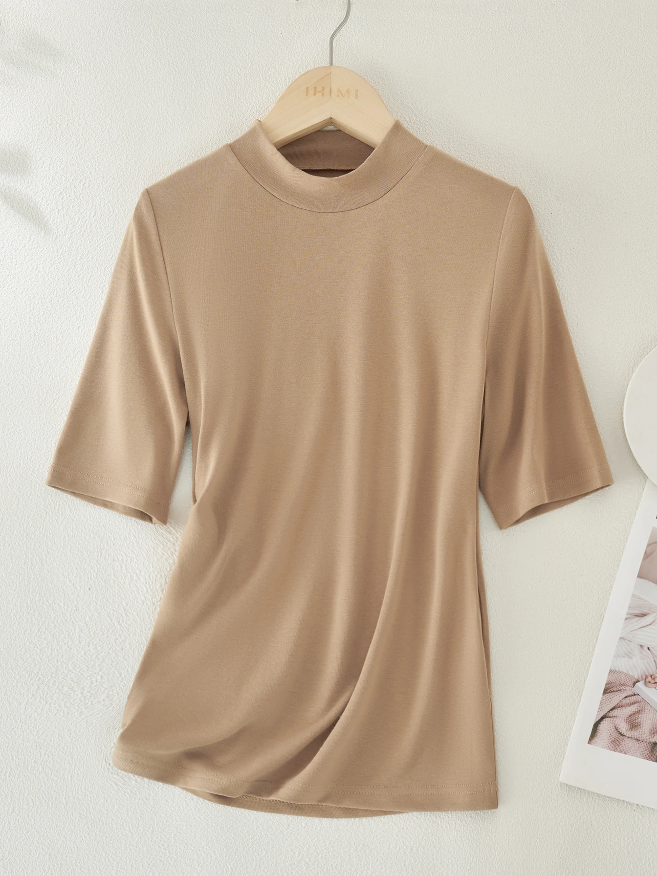 

2024 summer new women's T-shirtsmall turtleneck mid-sleeved T-shirt simple round neck casual versatile T-shirt