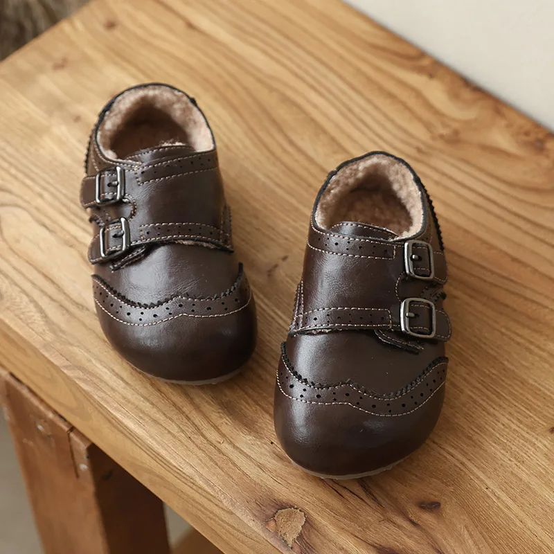 

Зимняя теплая подкладка, мягкая короткая плюшевая повседневная обувь для маленьких девочек, зимняя обувь из воловьей кожи для мальчиков, модная детская обувь на плоской подошве