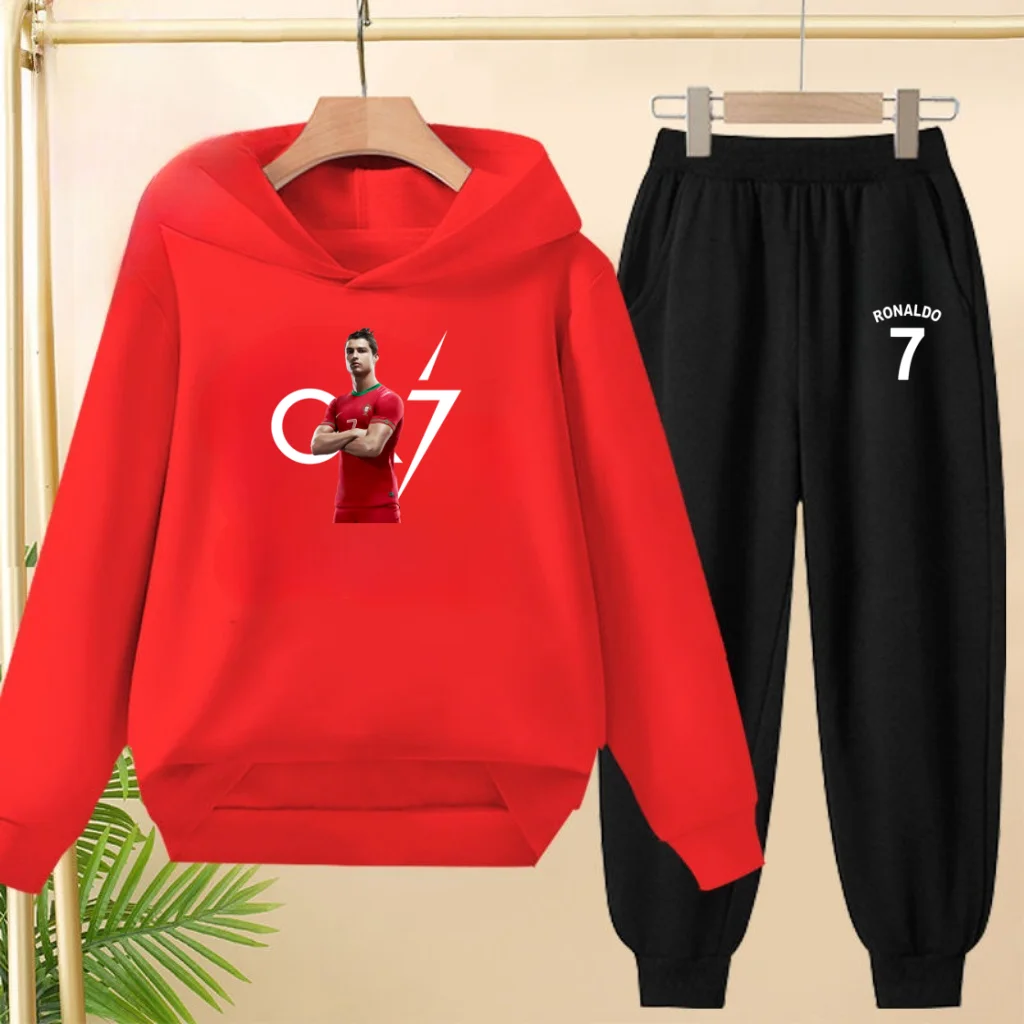 

A Loose and Casual Sportswear Set of Hooded Sweatshirts and Trousers for Children, Suitable for Boys and Girls Aged 3 to 13