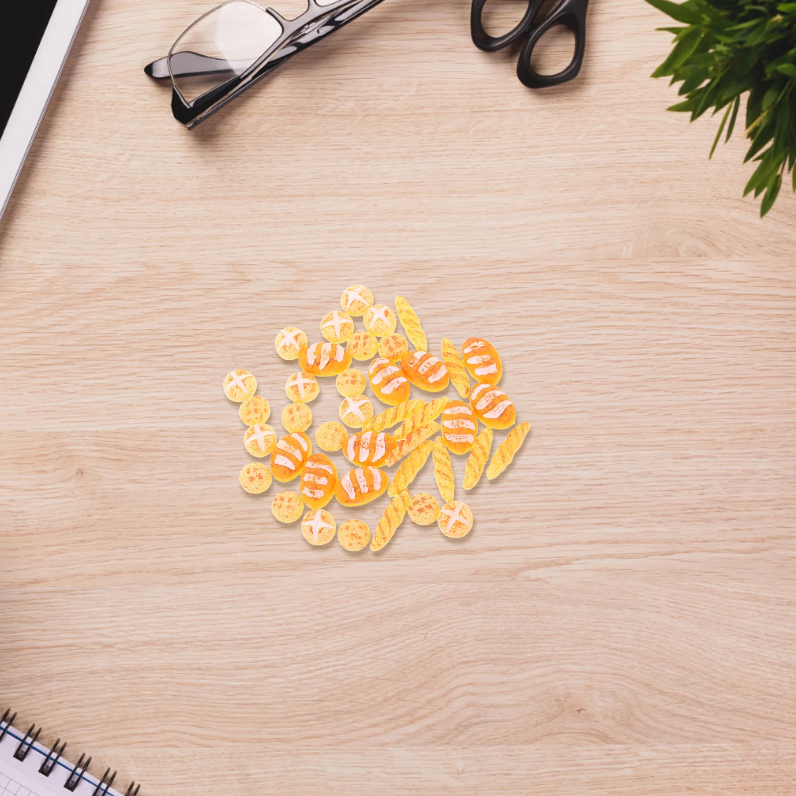 

50Pcs Miniature Bread and Pastry Decorations for Dollhouse Realistic Resin Kitchen Food Accessories Mini Resin Bread Figurine