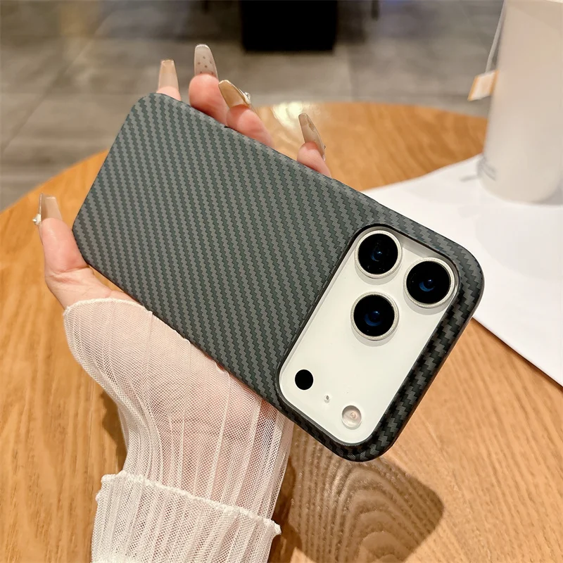 Luxuriöse matte Carbonfaser-Textur für Magsafe Magnetische Hülle für iPhone 17 16 15 14 Plus 13 12 11 Pro Max Stoßfeste Rückabdeckung – Detail 10