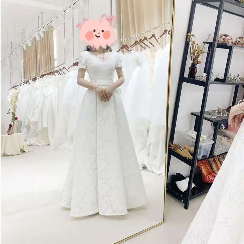 Classic V-neck A Line Wedding Dresses For Bride Elegant Comfortable Lace Long Robe De Mariee New Short Sleeve Sukienka Na Wesele