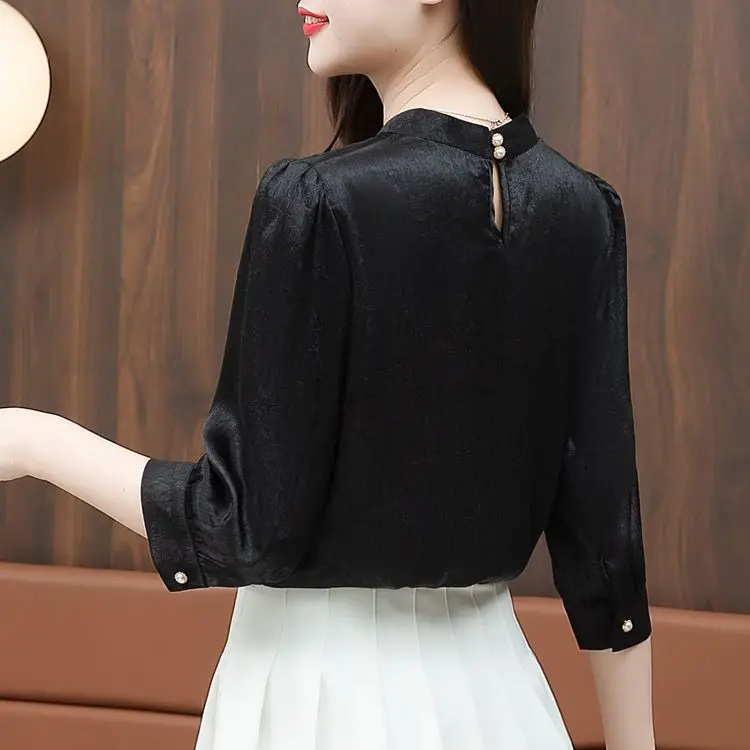 قميص فرنسي ريترو بياقة واقفة مربوط للنساء في ربيع جديد، تصميم عصري وأنيق وقميص بمزاج نحيف