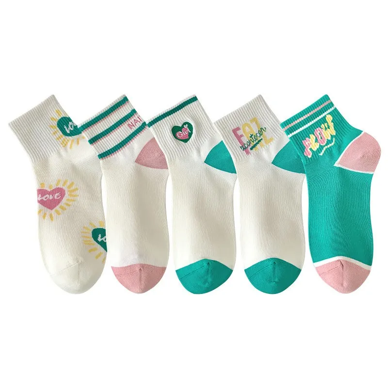 Socks Women's Love Embroidery Letter Stripe Printed Cotton Socks Fashion Versatile Kawaii College Style Women Short Socks B135