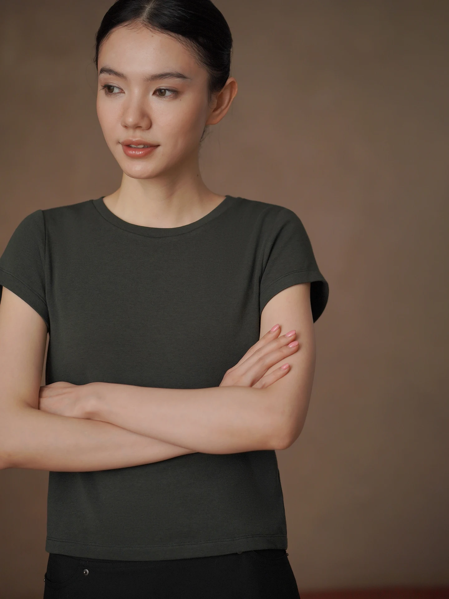Hacikis Soft Breathable 40-Strand Combed Cotton Blend Slim Fit Elastic round Neck Basic Short Sleeve T-Shirt for Women