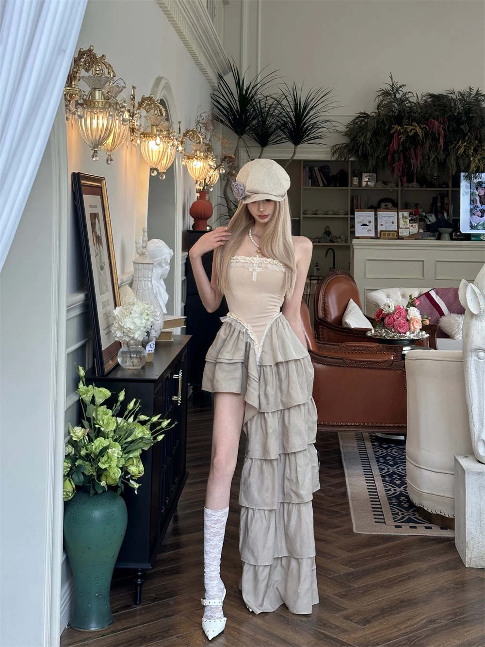 Sukienka CHEERART z falbankami, dopasowana, bez ramiączek, asymetryczna, damska, letnia sukienka gorsetowa od projektanta, odzież high fashion 2025