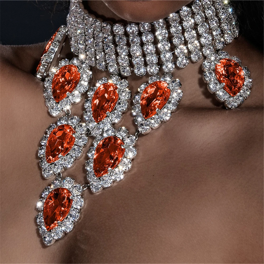 New Luxury Orange Large Crystal Pendant Necklace Ladies Personality Fashion Super Flash Crystal Large Necklace Jewelry Wholesale