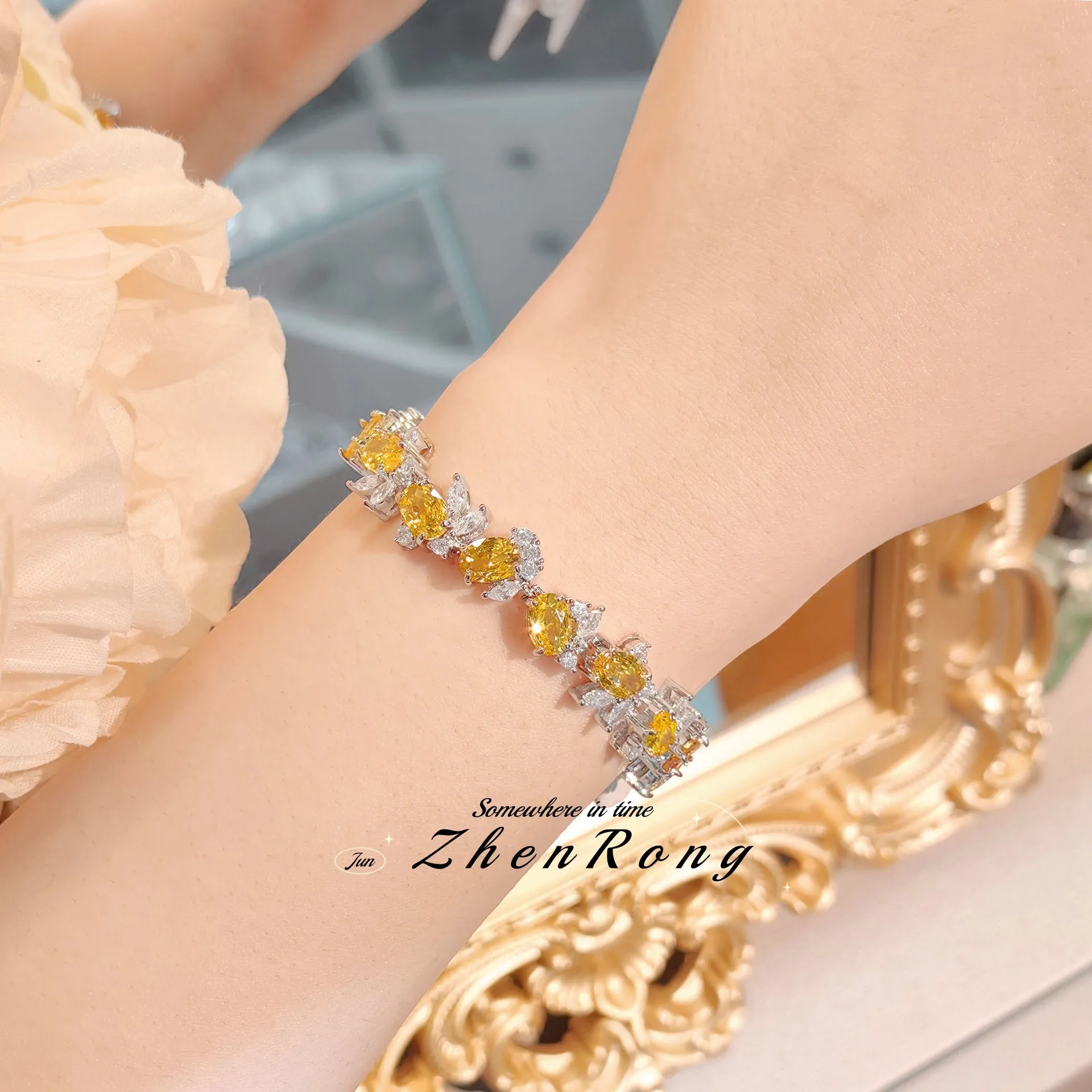 Exquisite Beautiful Pink/Yellow Flower Connected Cubic Zircon Crystal Tennis Bracelets Silver Color Wedding Jewelry For Women