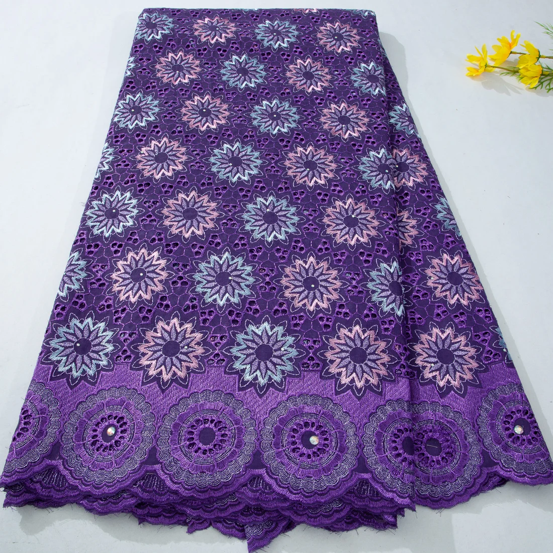 Purple Dubai Embroidery Cotton Lace Fabric 2024 High Quality Crystals Nigerian Swiss Lace Voile Fabric African Bride Dress A3820