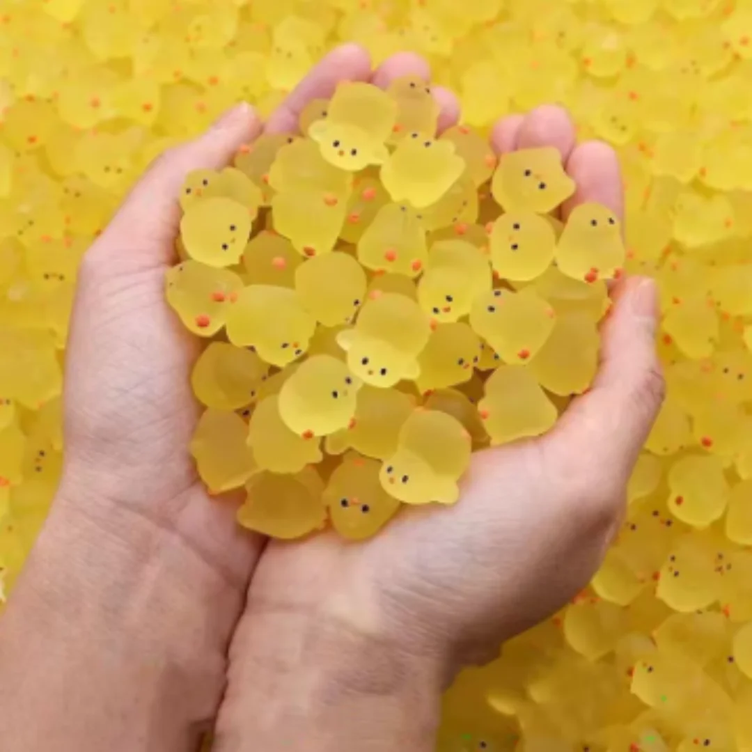 

10-30PCS Mini Fluorescence Chicken Moss Toy Microlandscape Miniature Chick Figurines Fairy Garden Accessories Home Decor Crafts