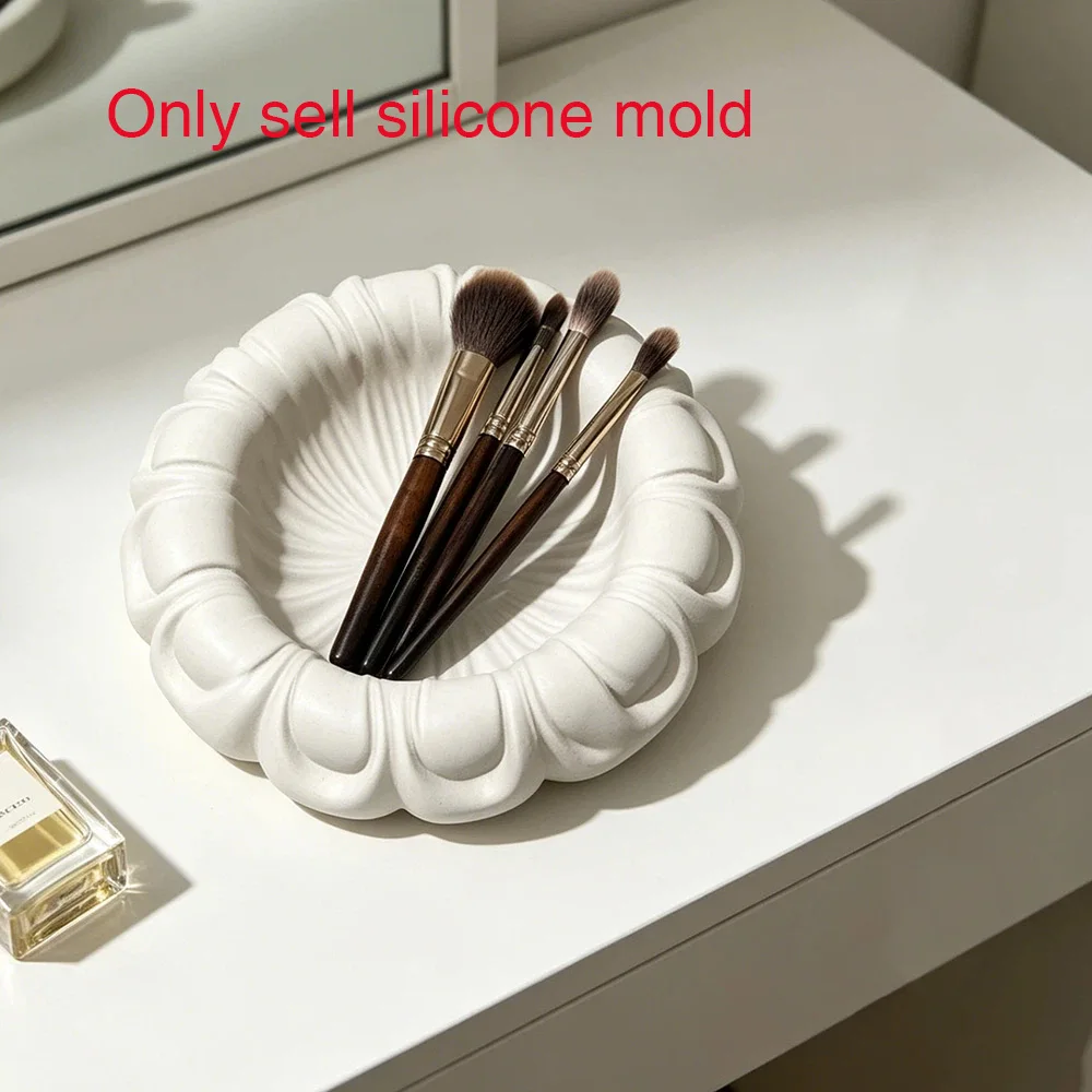 

3D Ruffled Petal Jewelry Storage Tray Silicone Mold, Round Sunburst Texture Epoxy Resin/Plaster Craft Mould
