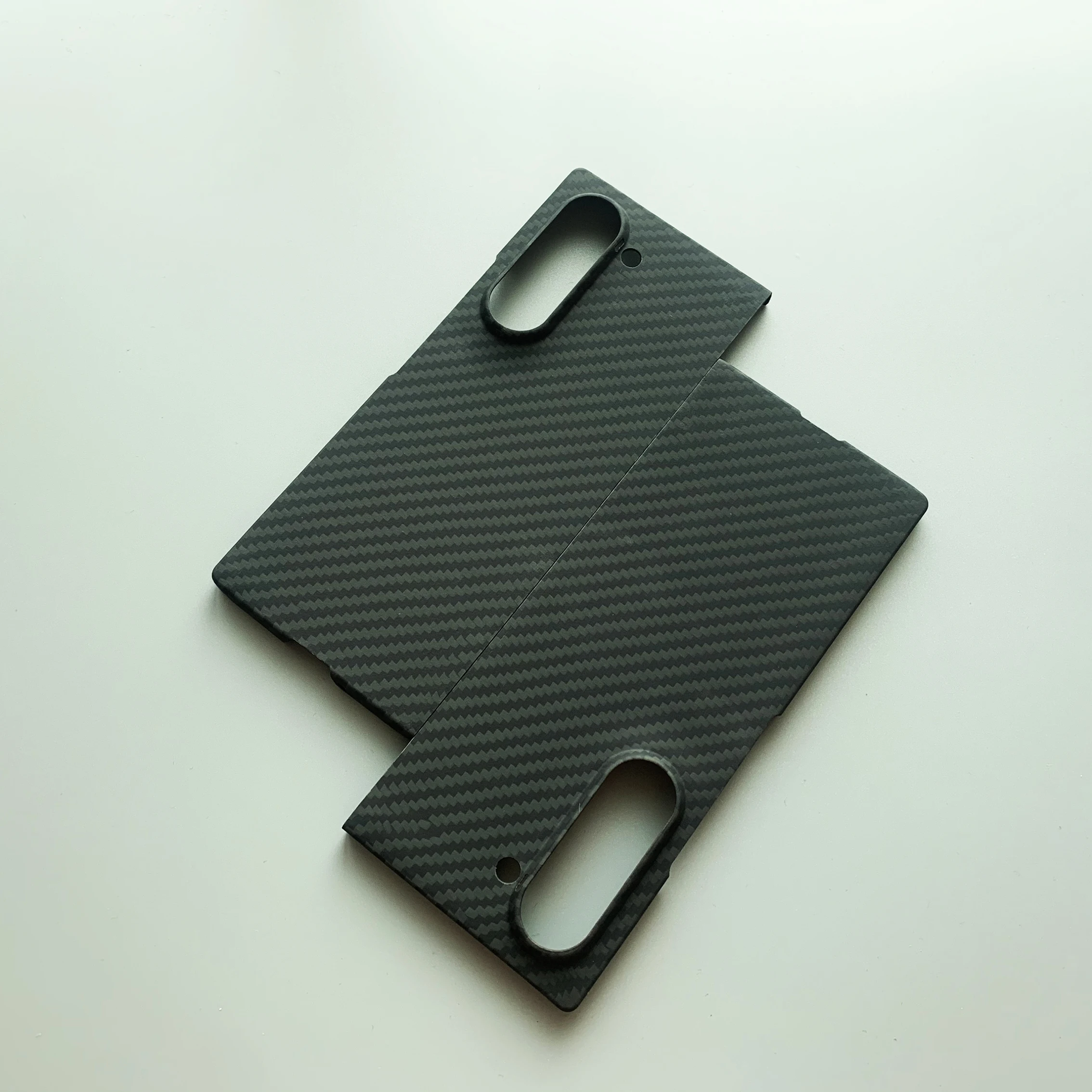 Carbon fiber protective case, suitable for Samsung Z Fold6 folding screen, Kevlar mobile phone case, Z Fold6 all-inclusive case.