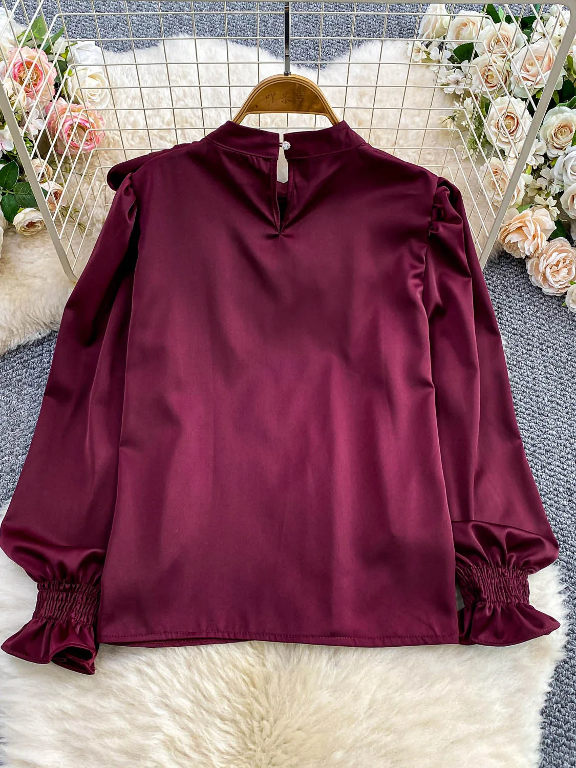 Ele drapeado redondo ne bell sve irt feminino solto cetim de seda anti-rugas primavera outono novo sle faion commute