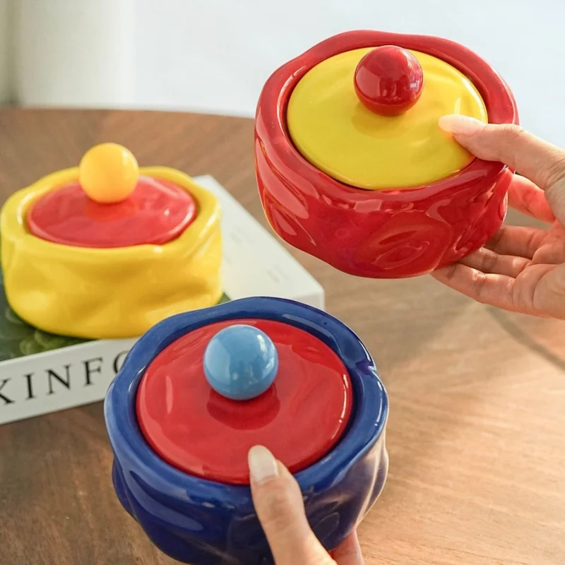 

Creative Ceramic Ashtray with Lid for Home Living Room Office, Creative Creamy Design, Anti-Fly Ash, Decorative Ornament, Free S