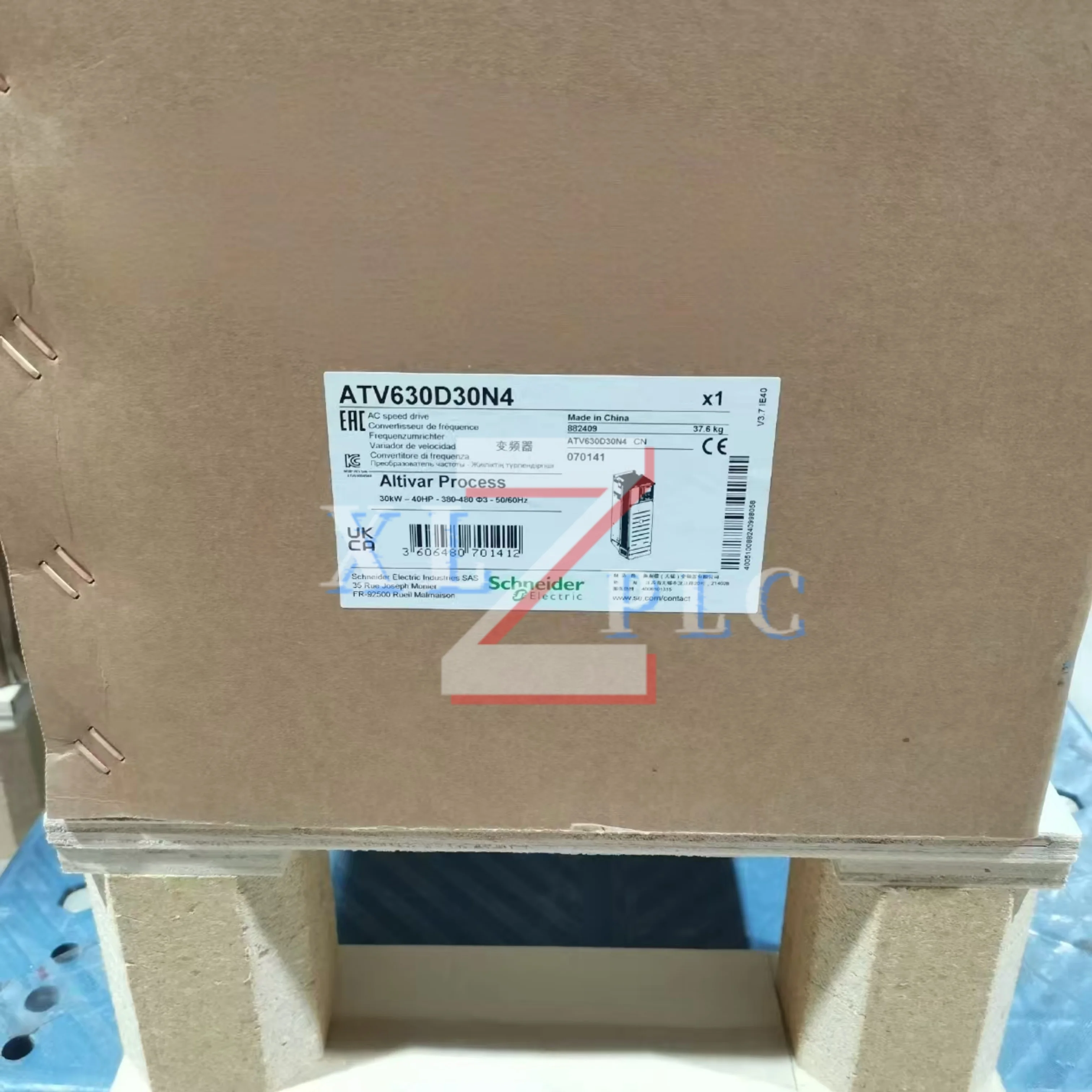 

frequency converter new in stock ATV630D30N4