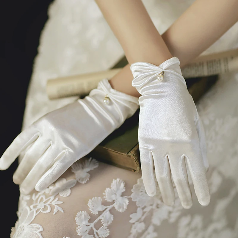 

Minimalist Summer Sun Protection Gloves, Thin Gauze Short Satin Wedding Dress, Wedding Dress, White Elastic Pearl Gloves