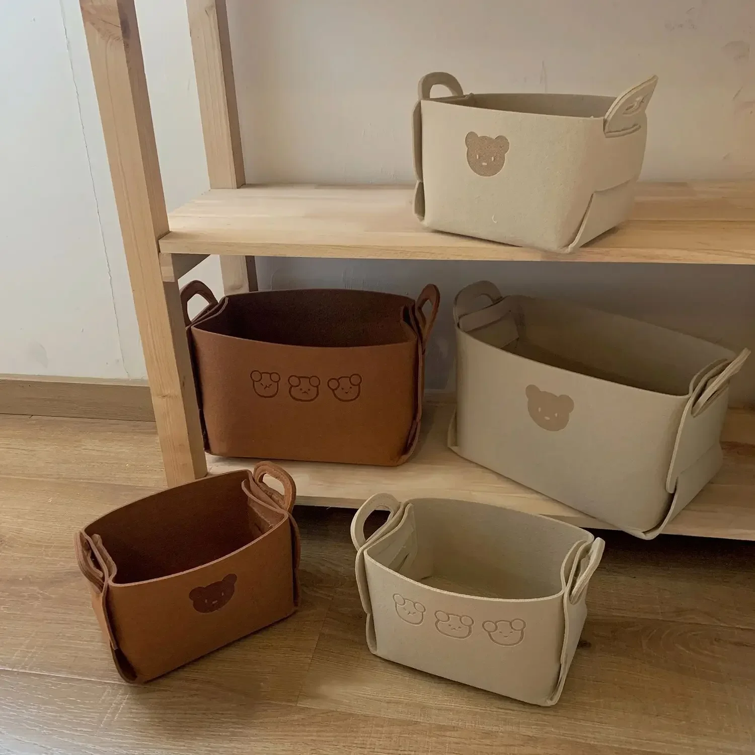 Bear Felt Foldable Storage Basket Desktop Storage Box Snack Toys Cosmetics Storage Basket Laundry Basket