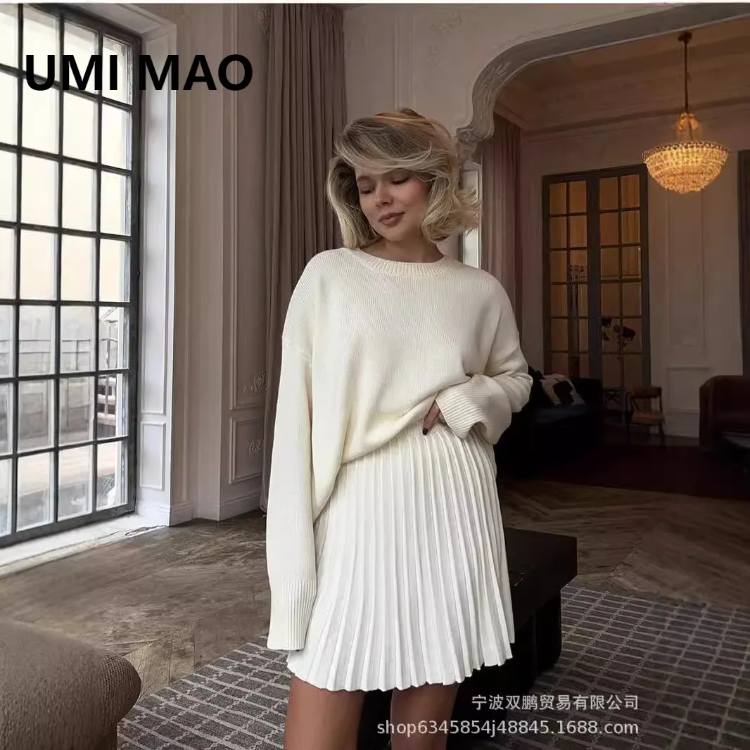 

UMI MAO свитер с круглым вырезом и плиссированная юбка, комплект для женщин, новый стиль, вязаная короткая юбка, комплект Femme