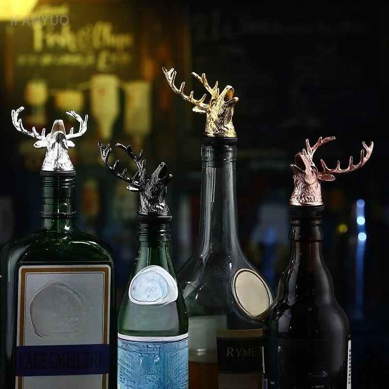 Zinc Alloy Deer Head Wine Pourer Bottle Spout Stopper 3D Stag Design Anti Spill Bar Tool for Whiskey Liquor Gift Party Decor view 3